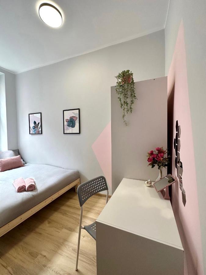 Mmrent Merci Room Гданск Екстериор снимка